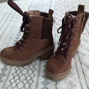 Pop Collateral Boots